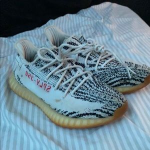 Yeezy 350 Zebra V2